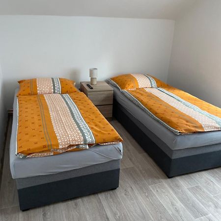 Apartmany Ferie 德辛 外观 照片