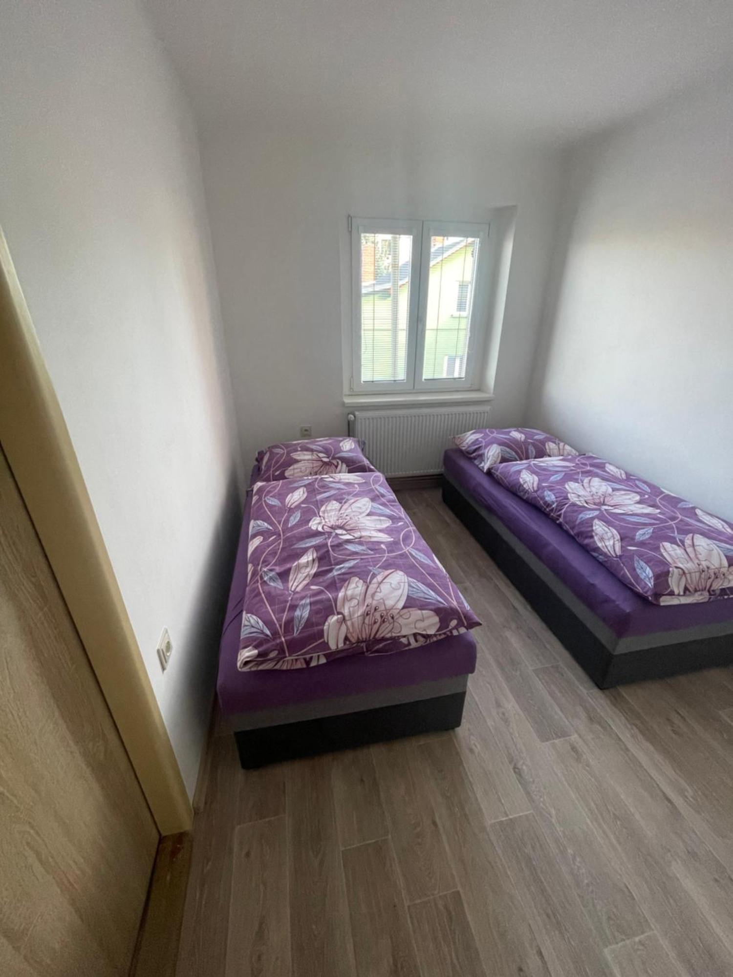 Apartmany Ferie 德辛 外观 照片
