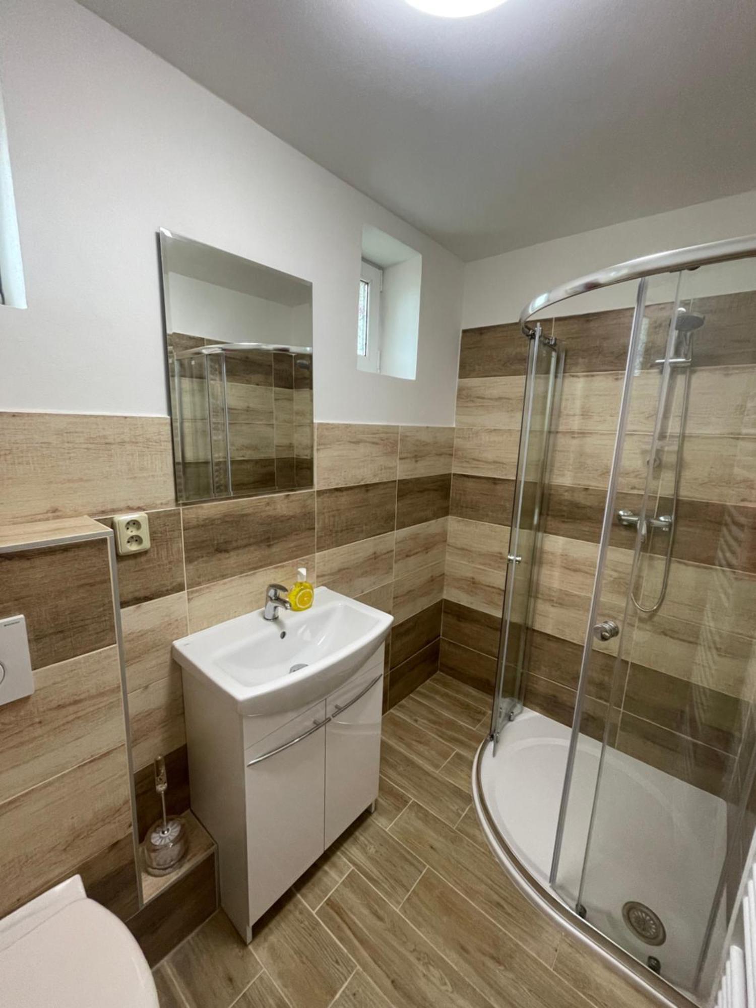 Apartmany Ferie 德辛 外观 照片