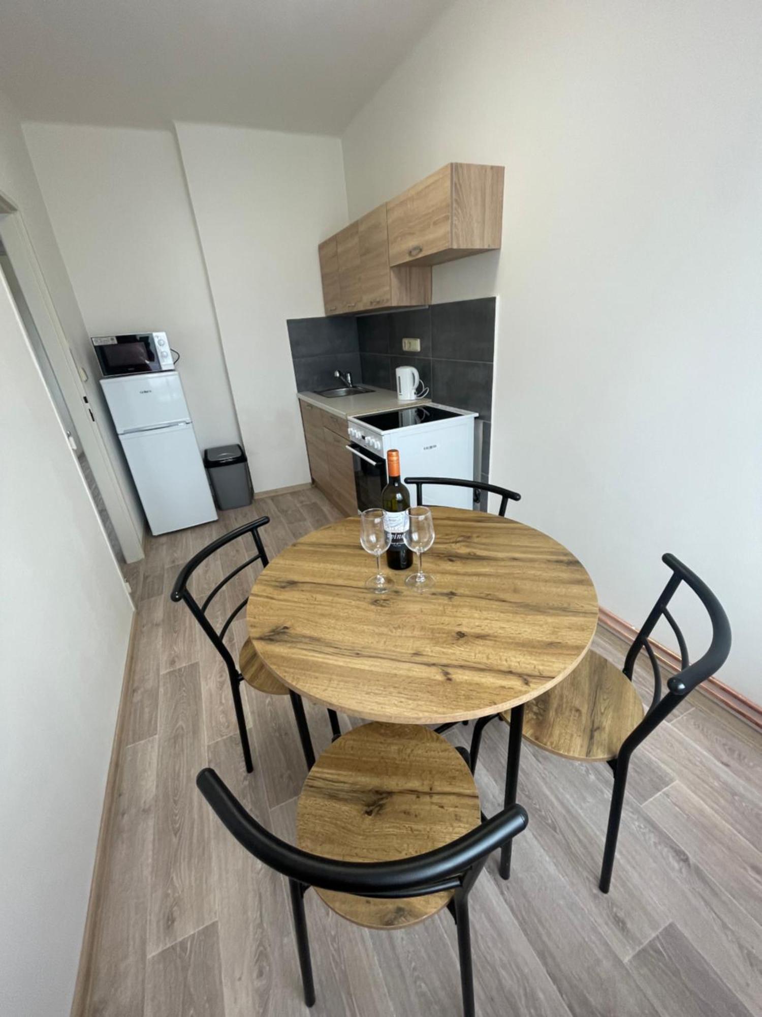 Apartmany Ferie 德辛 外观 照片