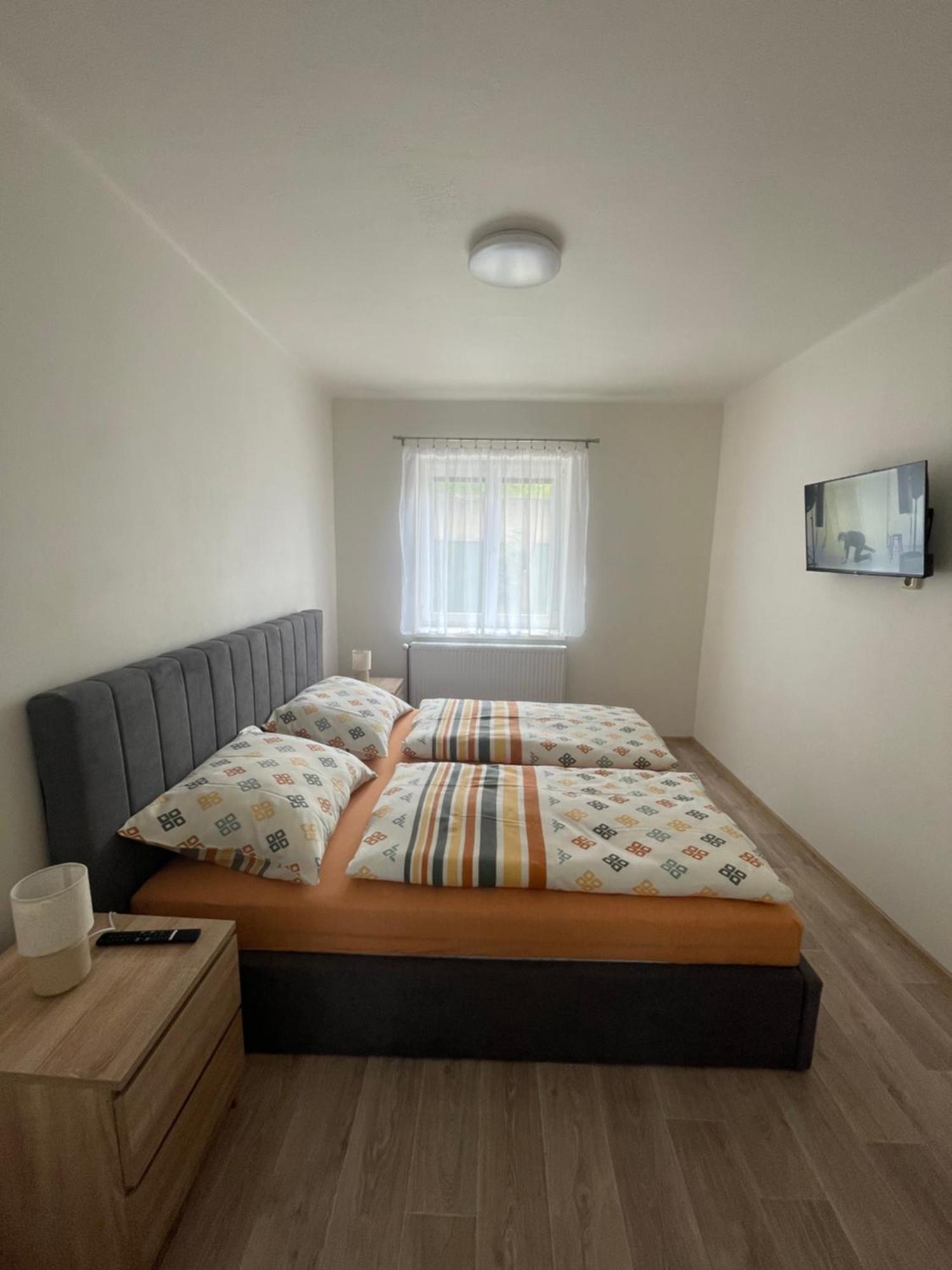 Apartmany Ferie 德辛 外观 照片