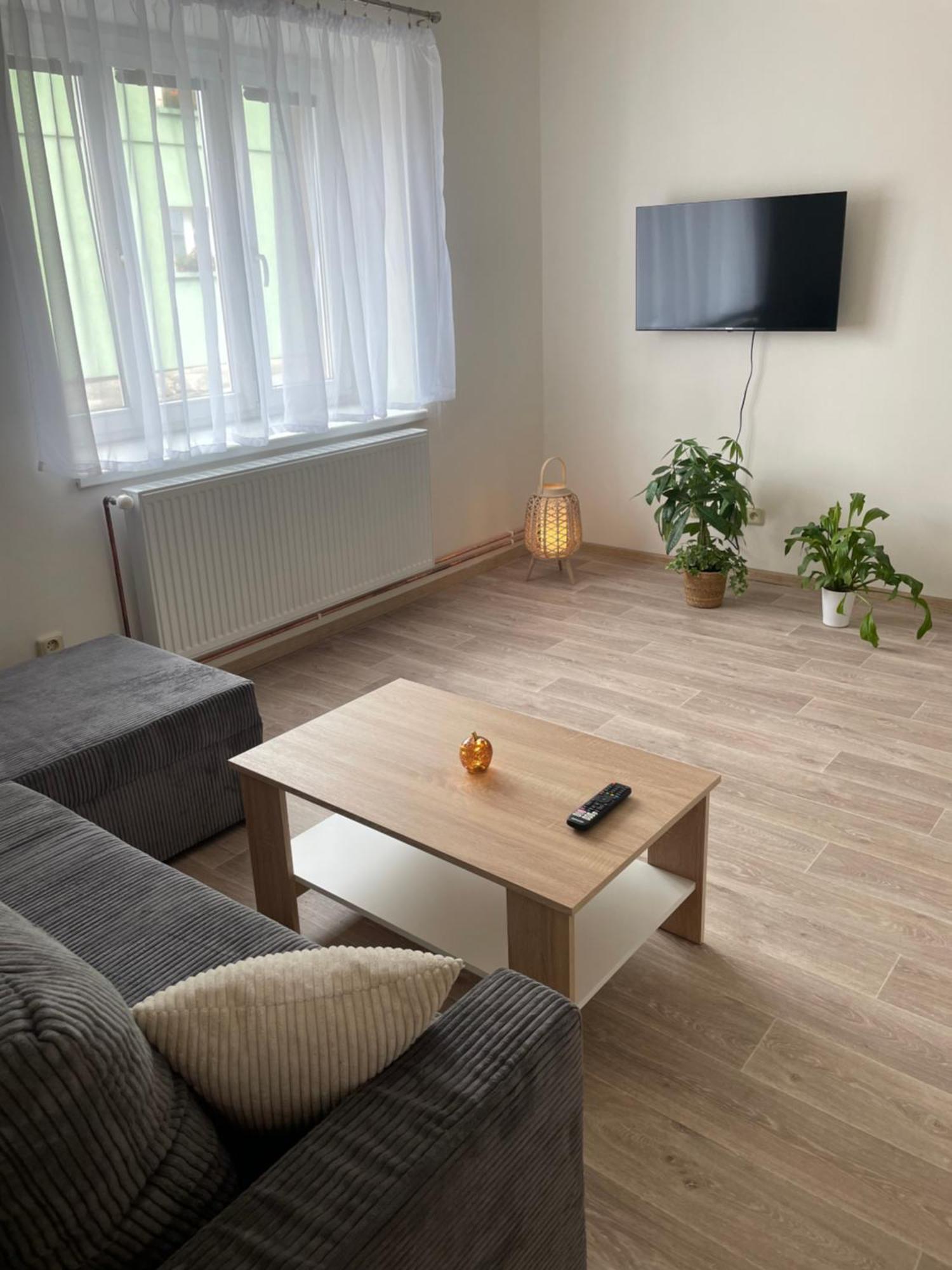 Apartmany Ferie 德辛 外观 照片