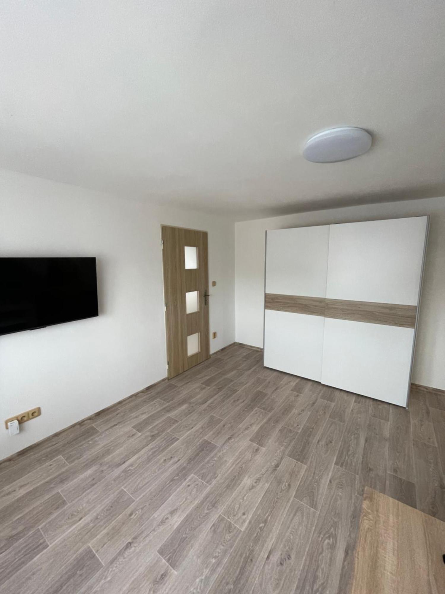 Apartmany Ferie 德辛 外观 照片